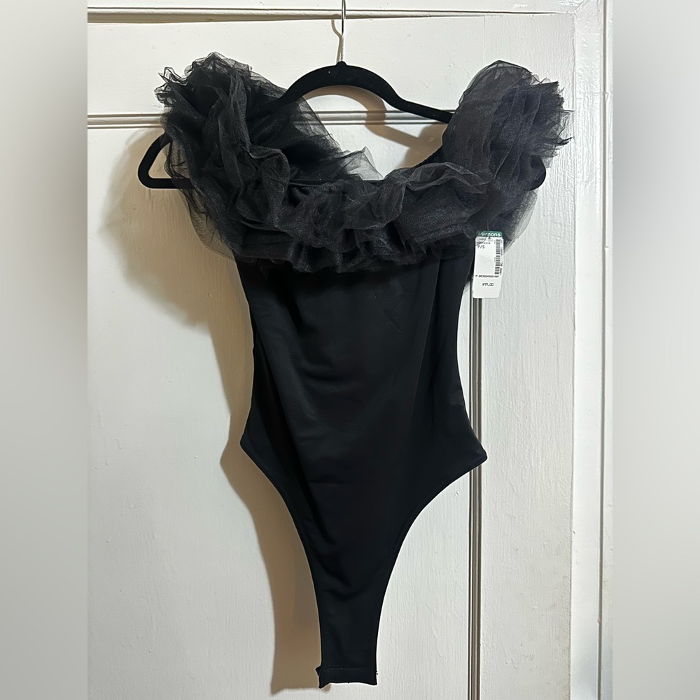 Simons Off the Shoulder Black Ruffled Bodysuit